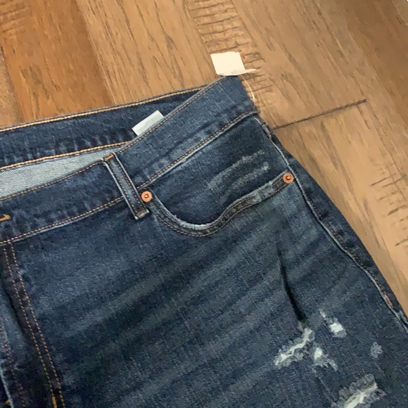 ==Old Navy Ripped Mid-Rise Boyfriend Jeans NWOT size 20 - Picture 5 of 9